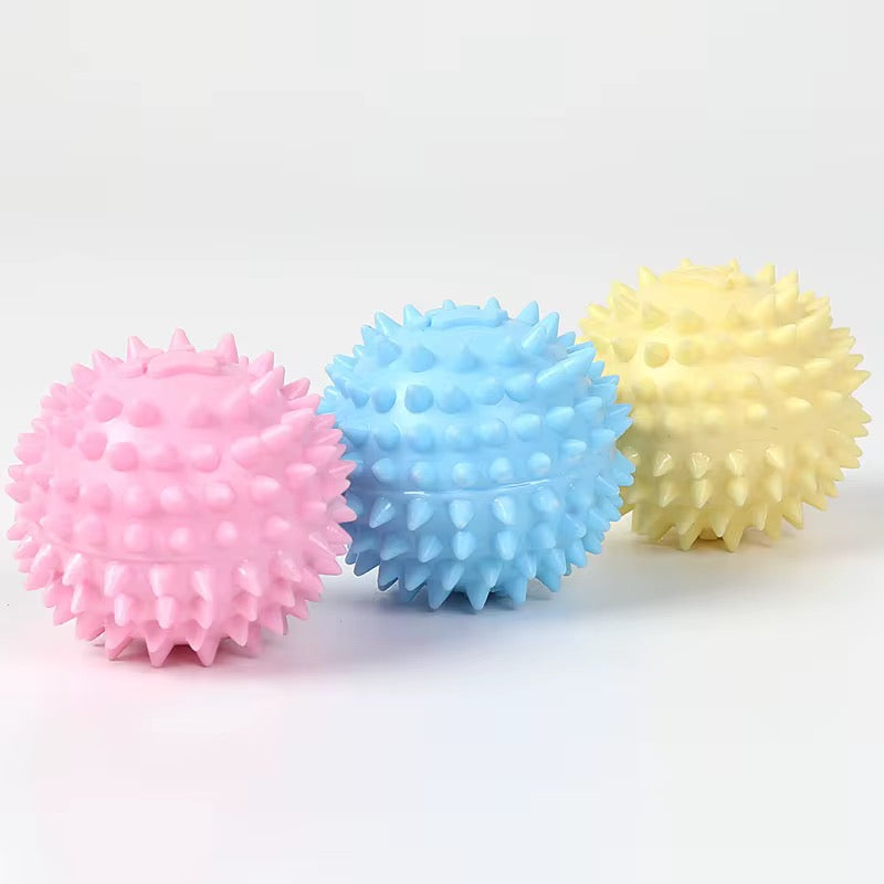 Yoinkin Soft Spiky Chew Ball